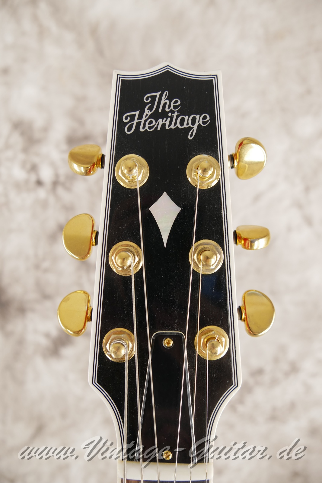 img/vintage/5934/ The_Heritage_H_147_flame_maple_sunburst_USA_1996-003.JPG